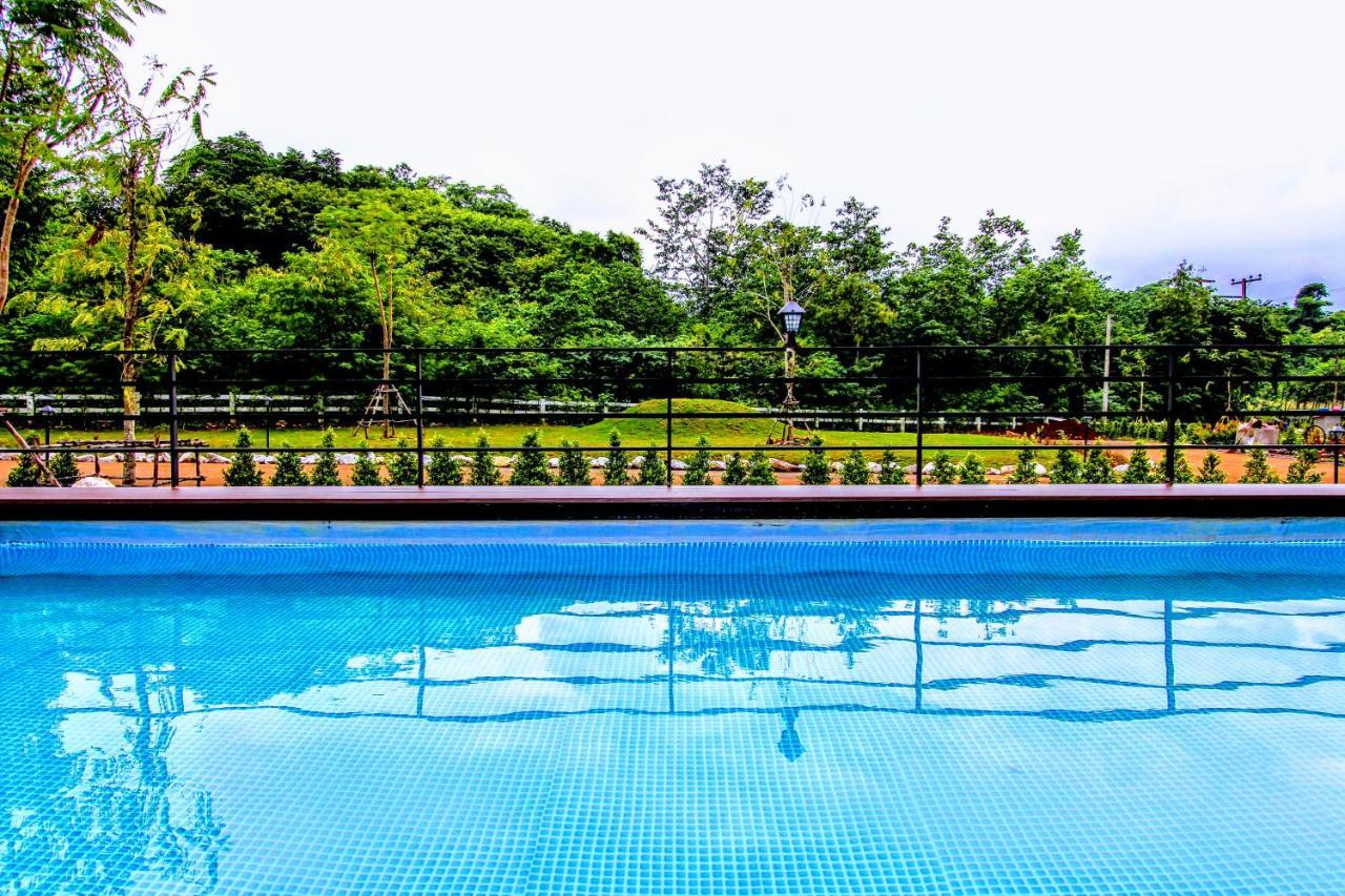 The X10 Private Pool Villa & Resort Khao Yai Mu Si Exteriör bild